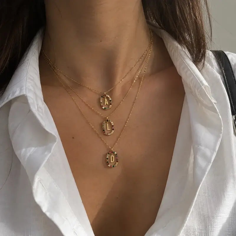 Collier initiale doré