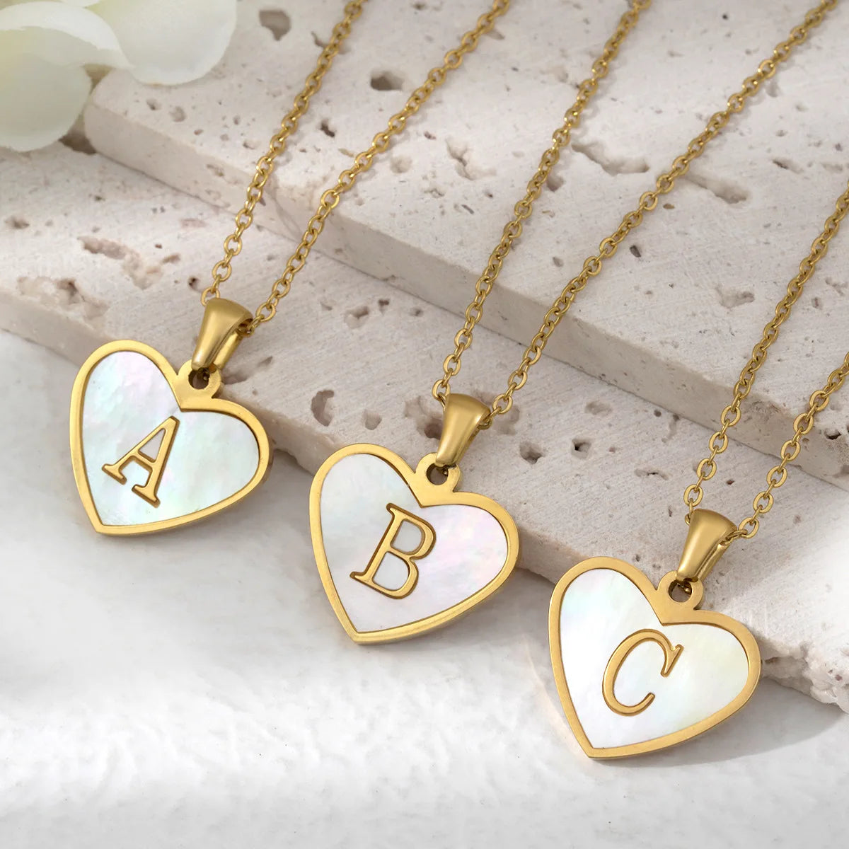 Collier initiale pendentif coeur