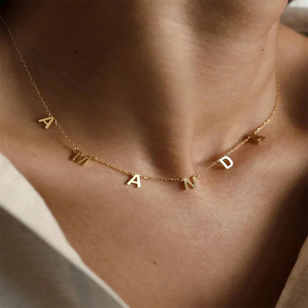 Collier lettres prénom personnalisé doré